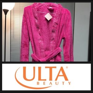 ULTA BEAUTY bathrobe.
